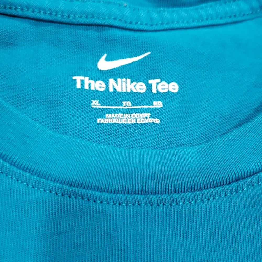 Vintage Varsity Nike tee Chelsea Football Club